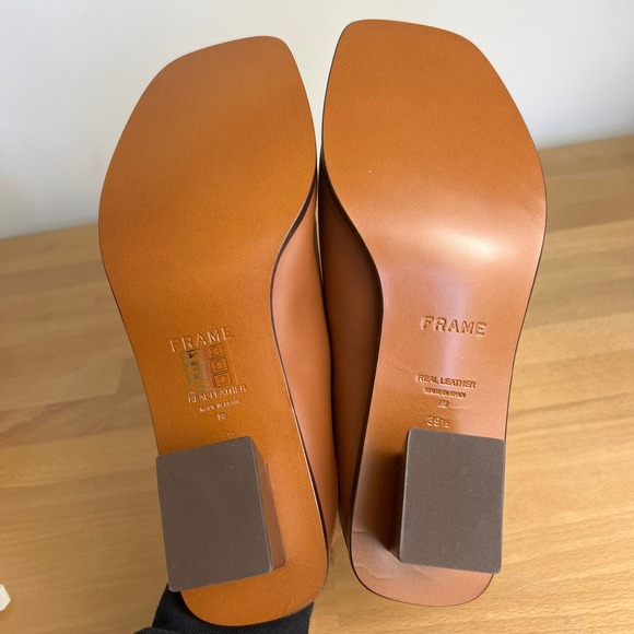 Frame Le Beachwood Leather Slide Sandal Heel‎ in Tobacco Brown - Picture 11 of 12